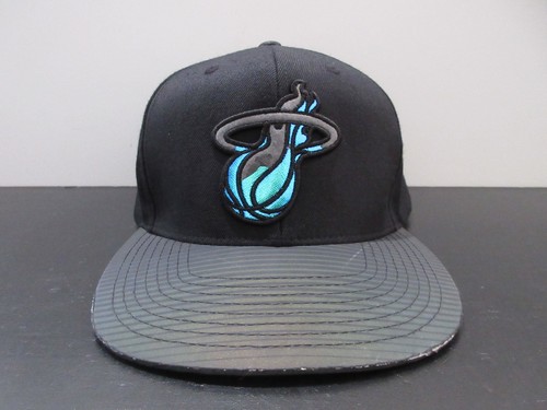 Miami heat hat - snap, back